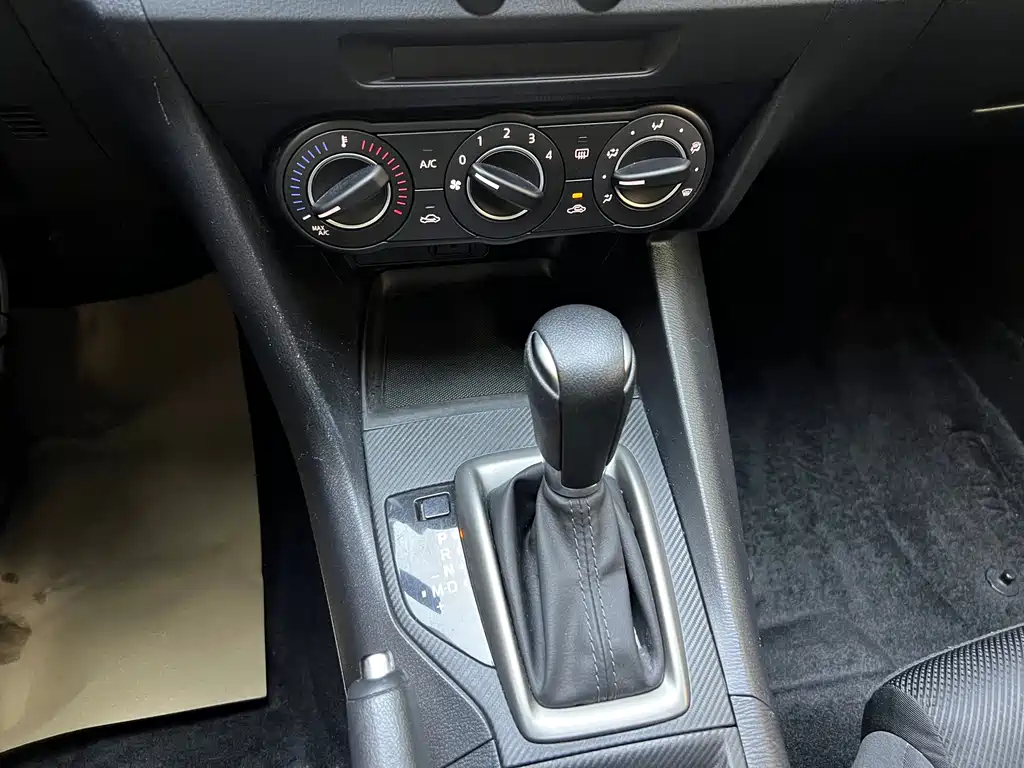Mazda 3 Axela — миниатюра 7