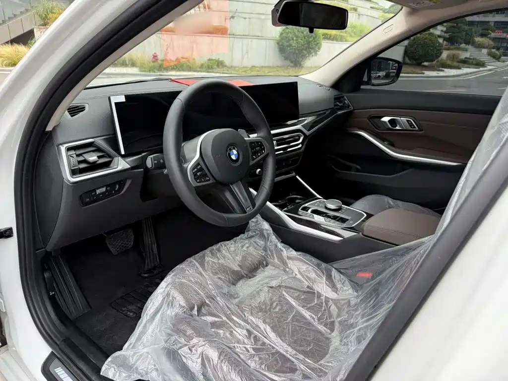 BMW 3 Series — миниатюра 9