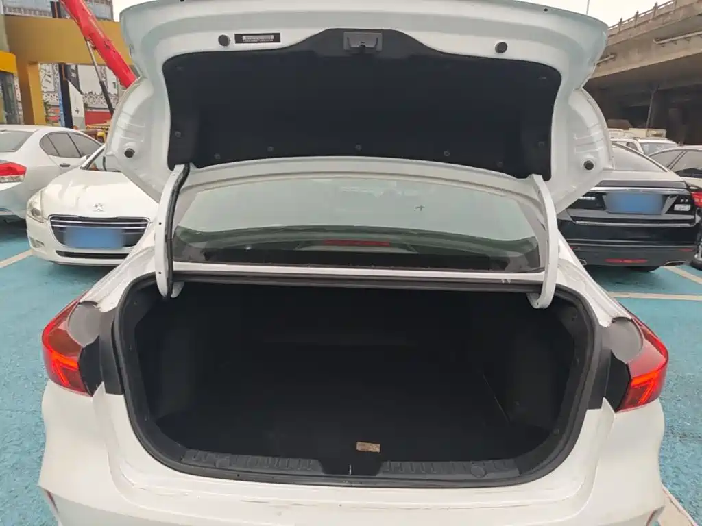 Changan Eado — миниатюра 19