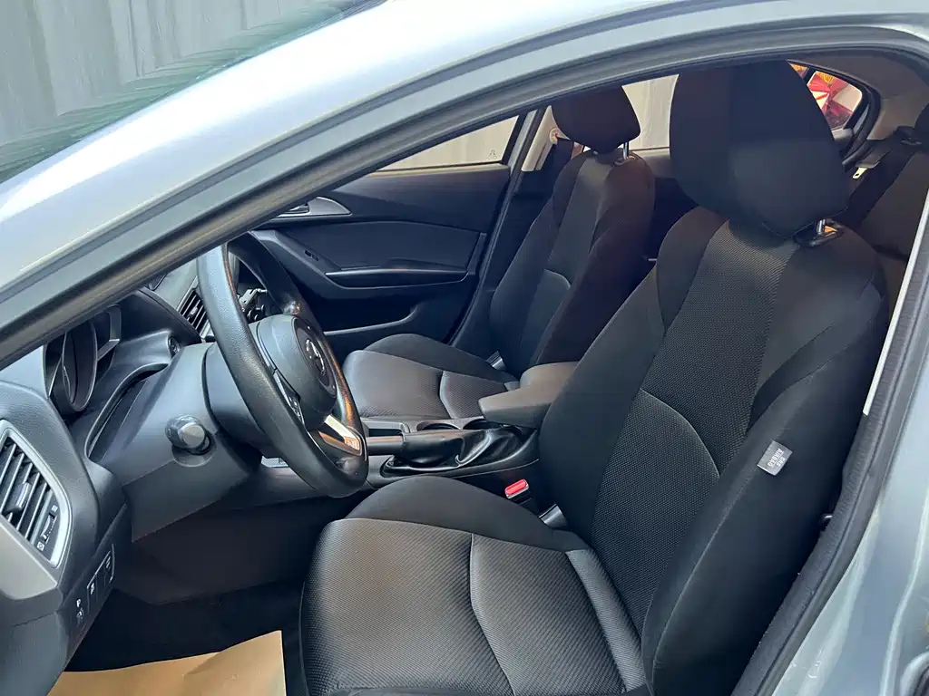 Mazda 3 Axela — миниатюра 11