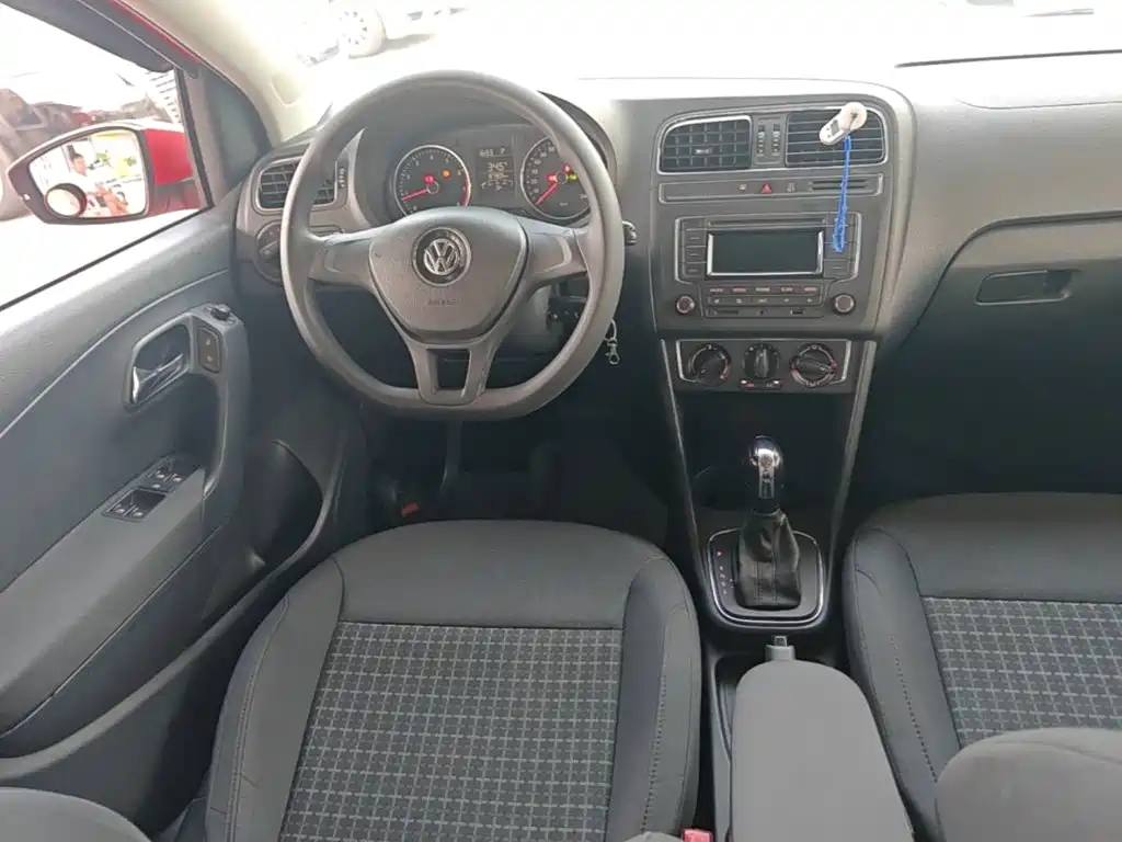 Volkswagen Polo — миниатюра 11