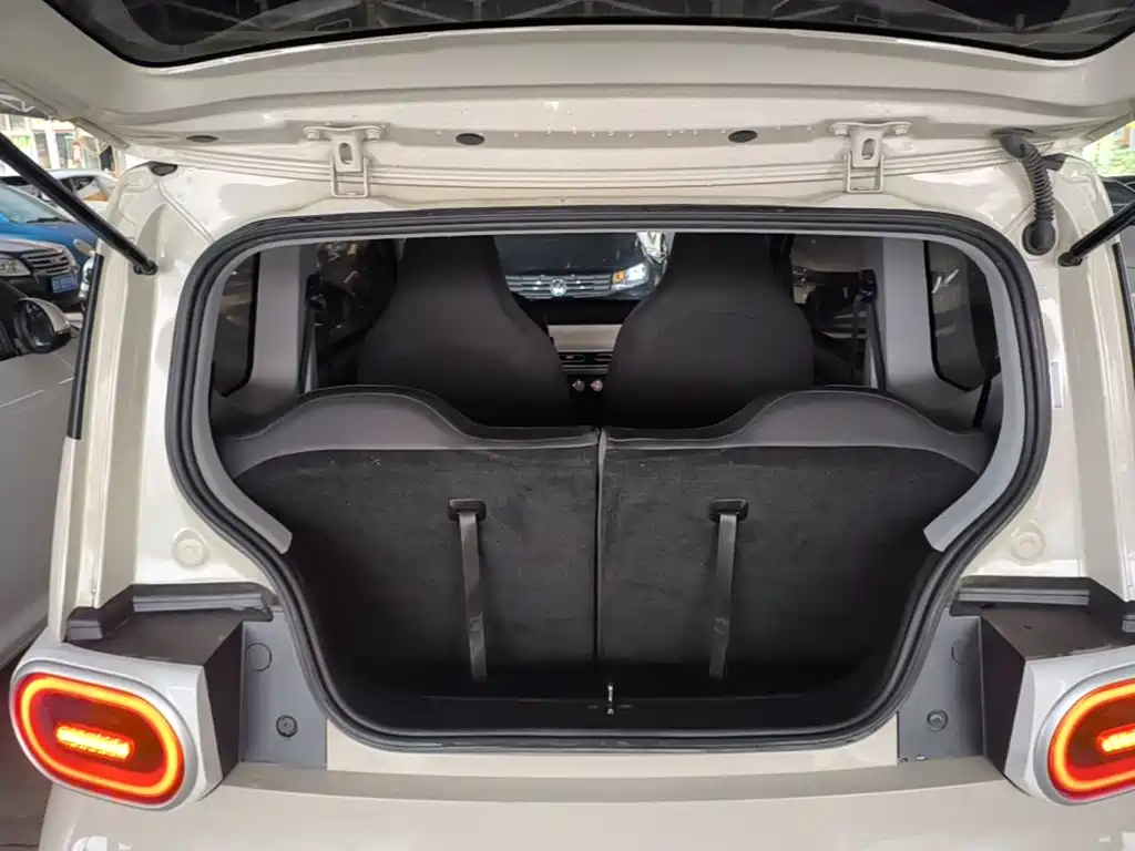 Wuling MINIEV — миниатюра 19