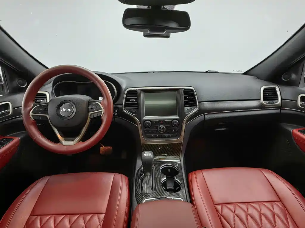 Jeep Grand Cherokee (Import) — миниатюра 5