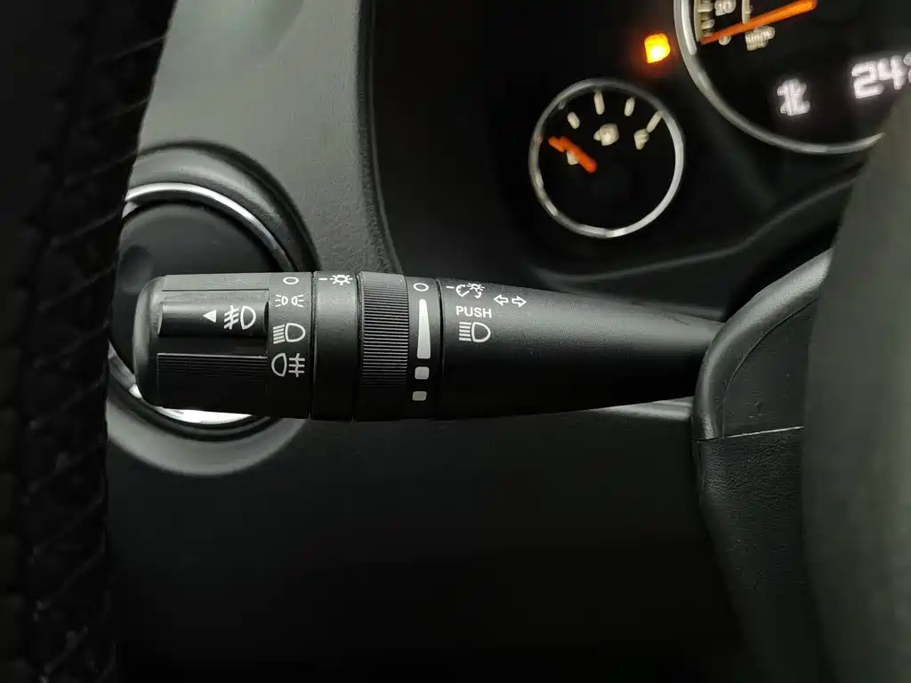 Jeep Compass (Import) — миниатюра 21
