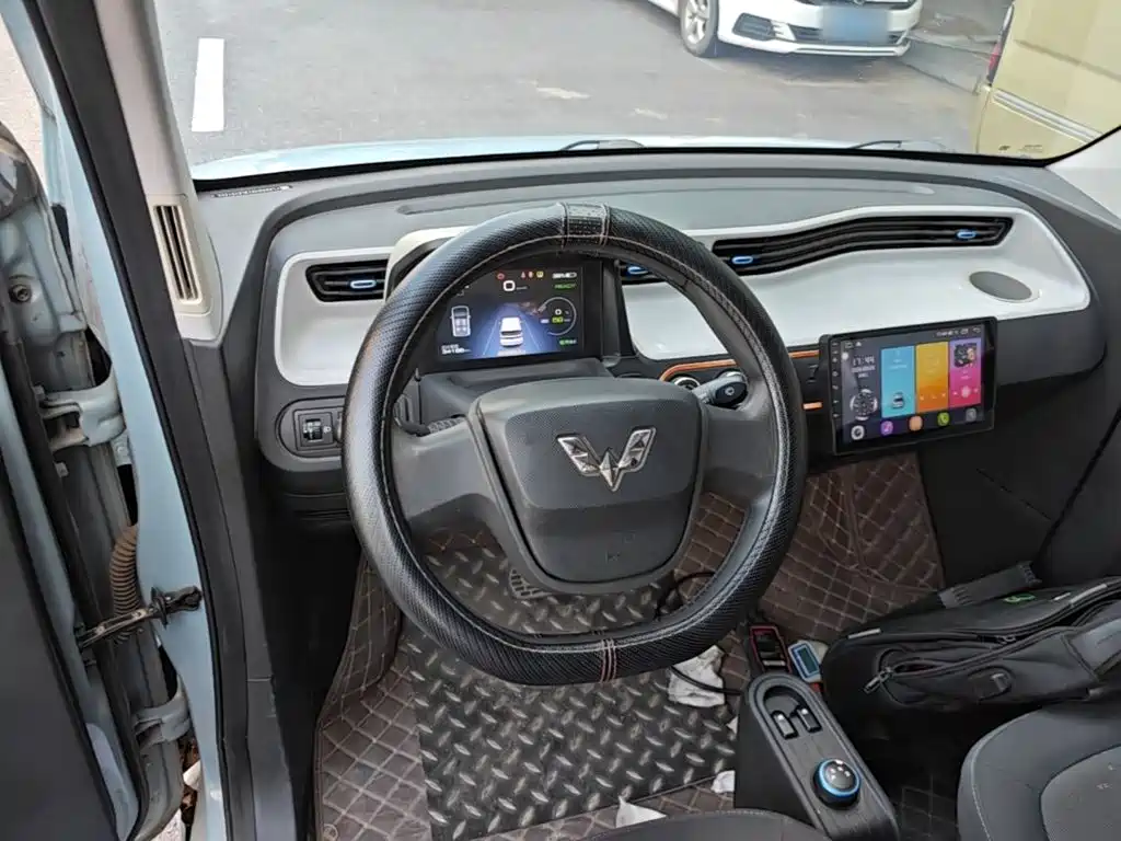 Wuling MINIEV — миниатюра 11