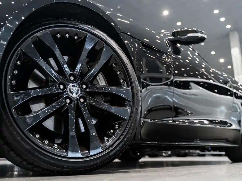 Jaguar F-TYPE — миниатюра 7