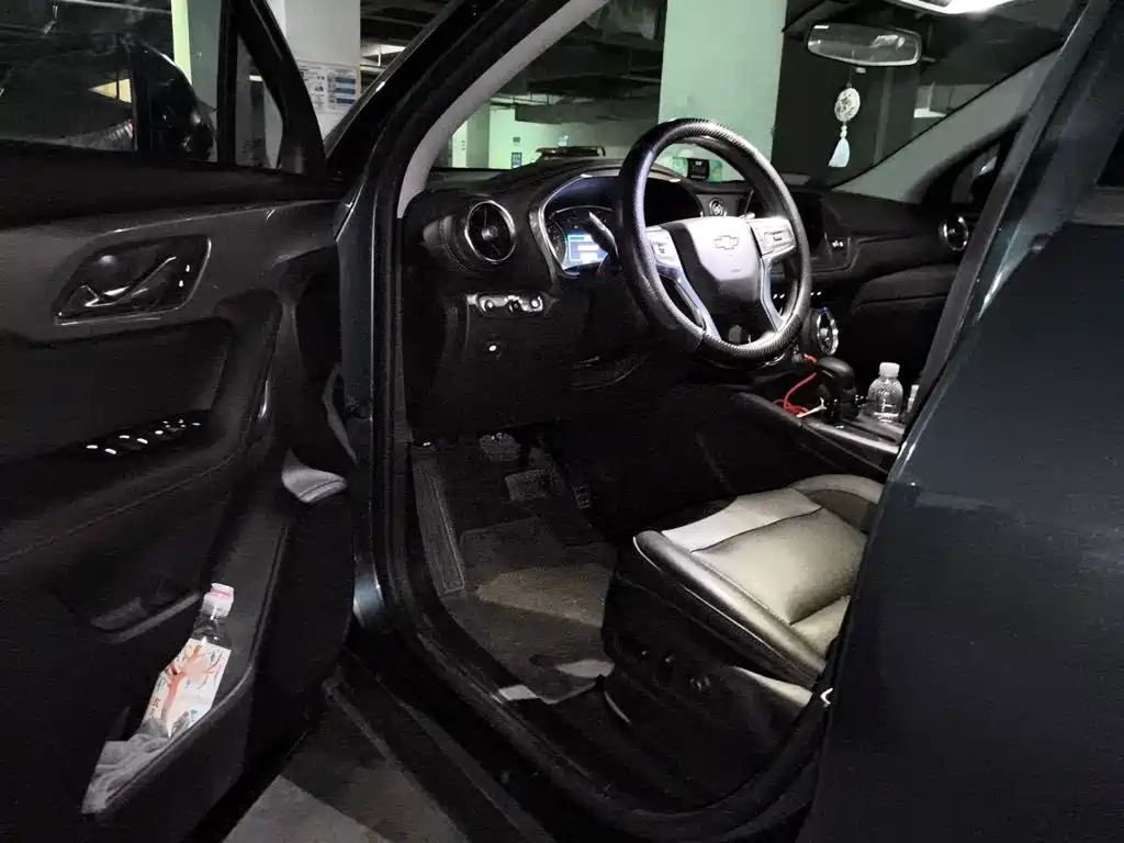 Chevrolet Blazer — миниатюра 14