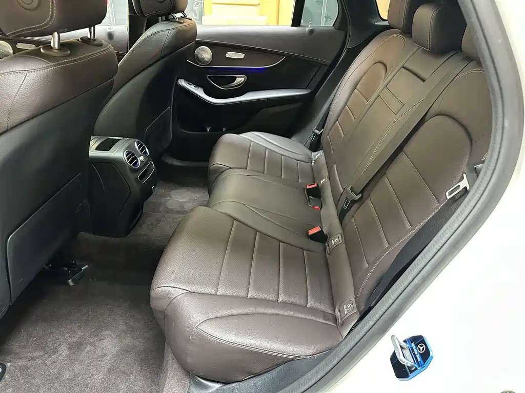 Mercedes-Benz GLC — миниатюра 9