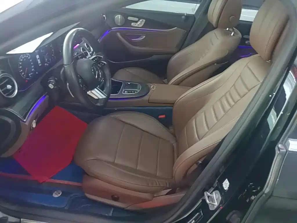 Mercedes-Benz E-Class — миниатюра 15