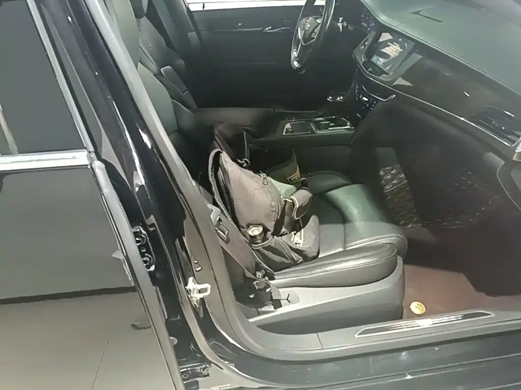 Cadillac CT6 — миниатюра 25
