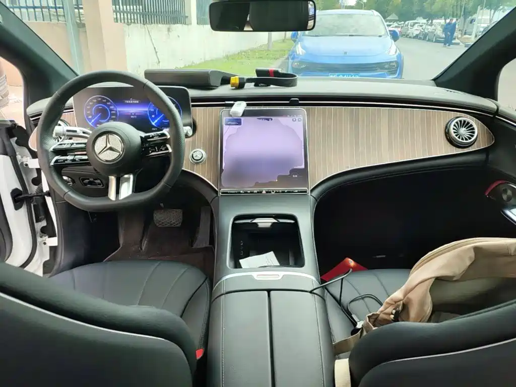Mercedes-Benz EQE — миниатюра 10