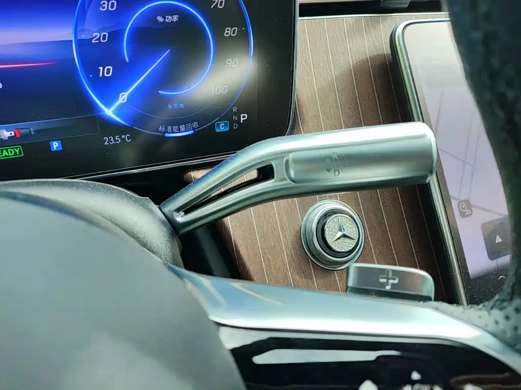 Mercedes-Benz EQE — миниатюра 14