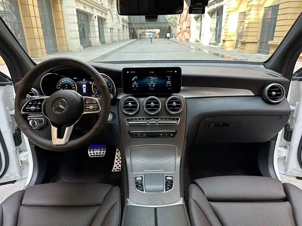 Mercedes-Benz GLC — миниатюра 13