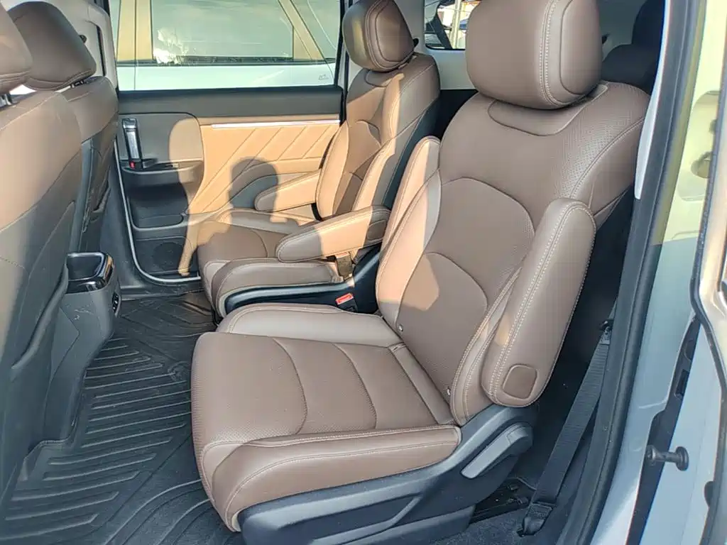 Wuling Звездный свет 730 Новая энергия — миниатюра 17
