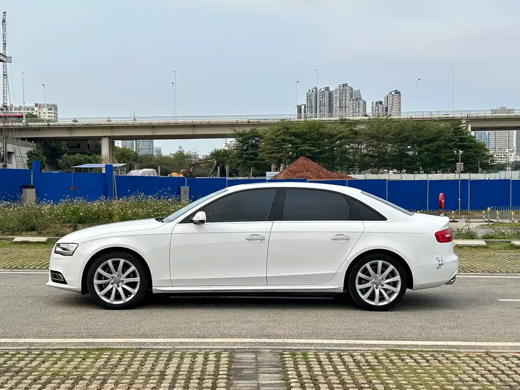 Audi A4L 2016 35 TFSI AT