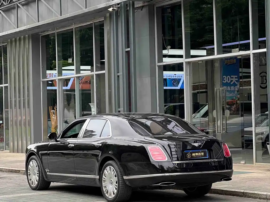 Bentley Mulsanne — миниатюра 4
