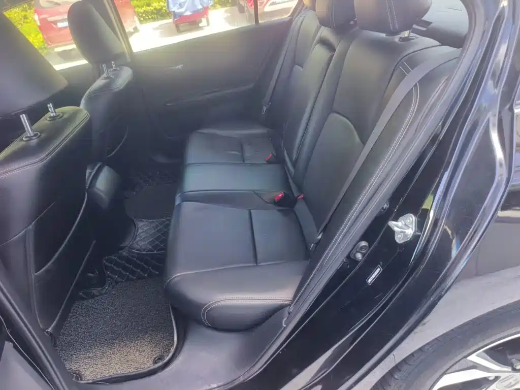 Honda Accord — миниатюра 13