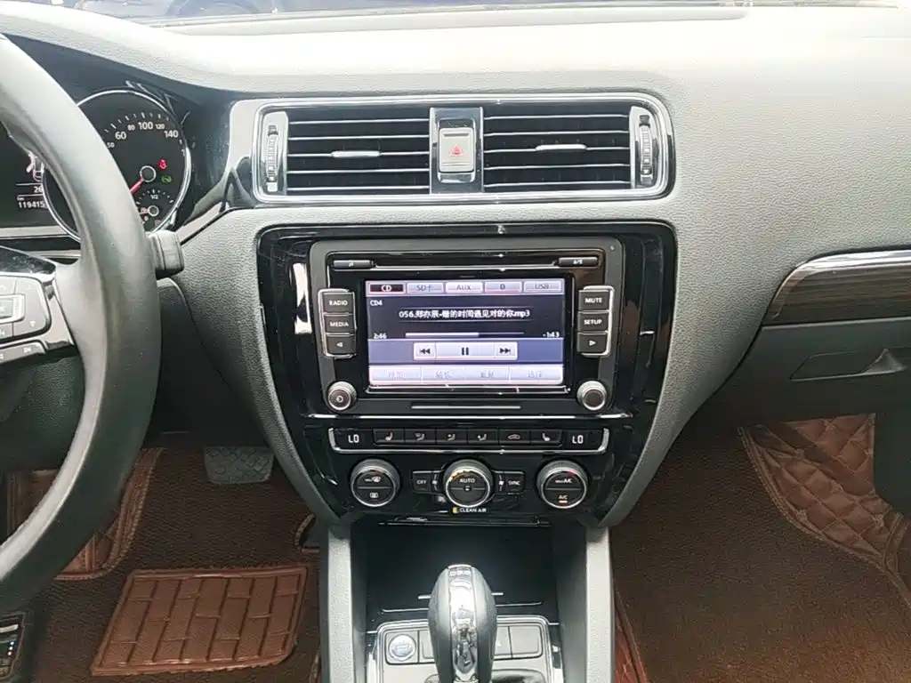 Volkswagen Sagitar — миниатюра 13
