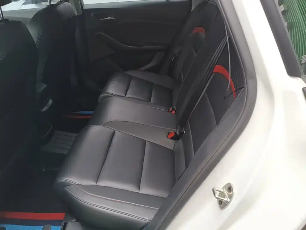 MG MG5 — миниатюра 17