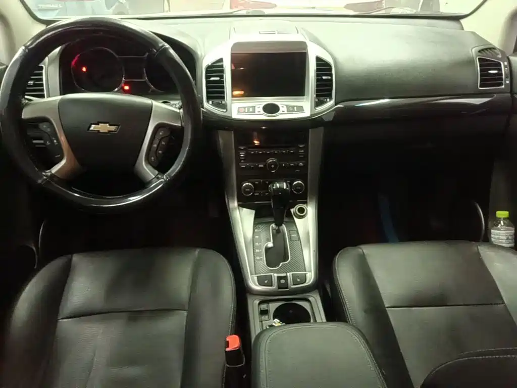 Chevrolet Captiva — миниатюра 10