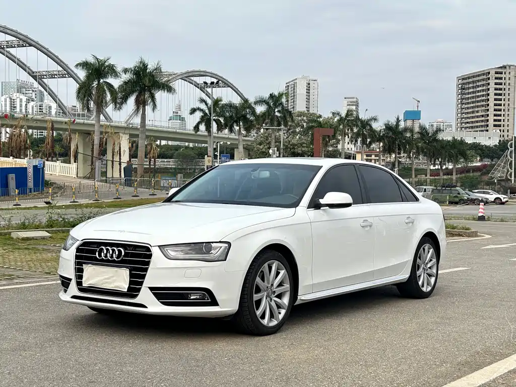 Audi A4L 2016 35 TFSI AT