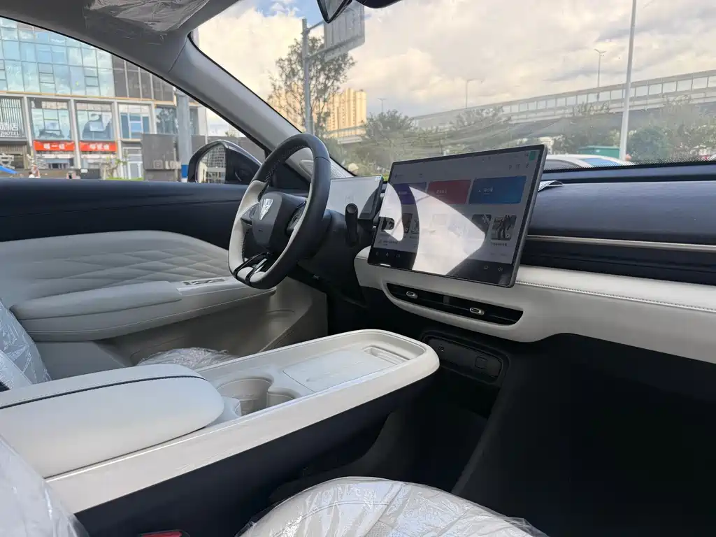 ARCFOX Beta T1 — миниатюра 10