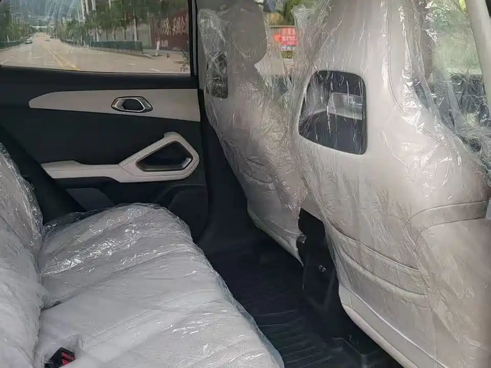 BYD Yuan UP — миниатюра 7