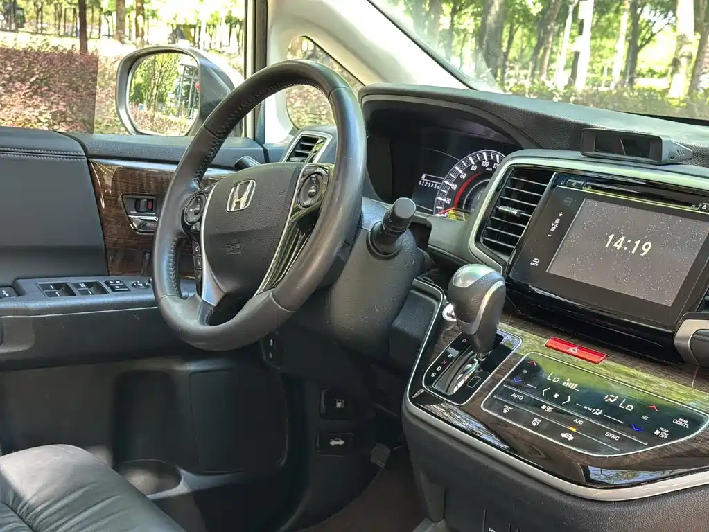 Honda Odyssey — миниатюра 39