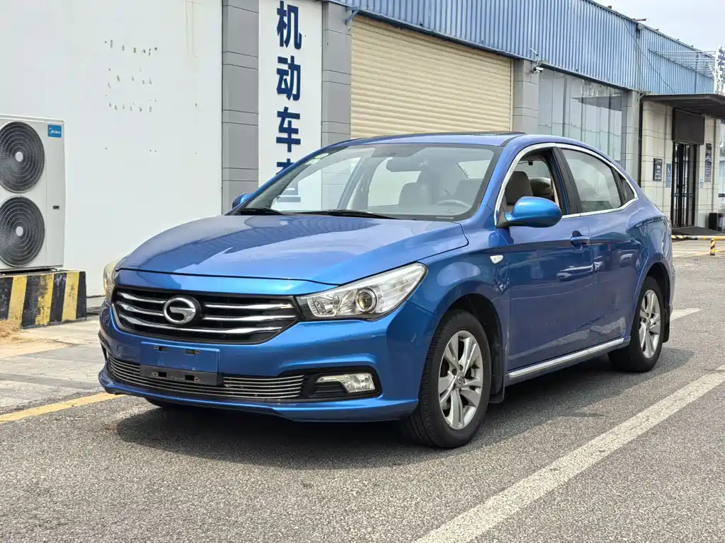 GAC Motor Trumpchi GA3S 2015
