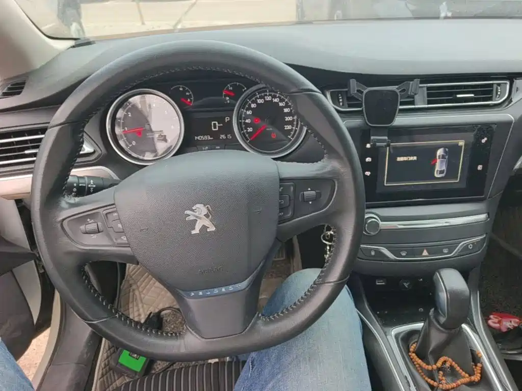 Peugeot 408 — миниатюра 10