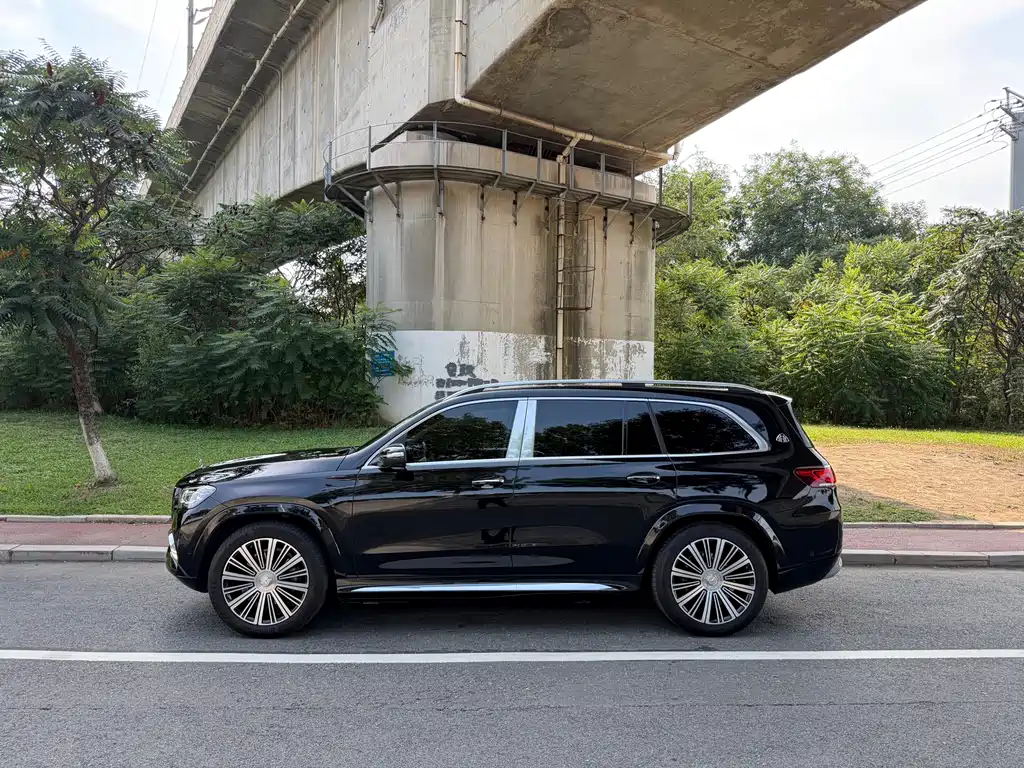 Mercedes-Benz GLS — миниатюра 3