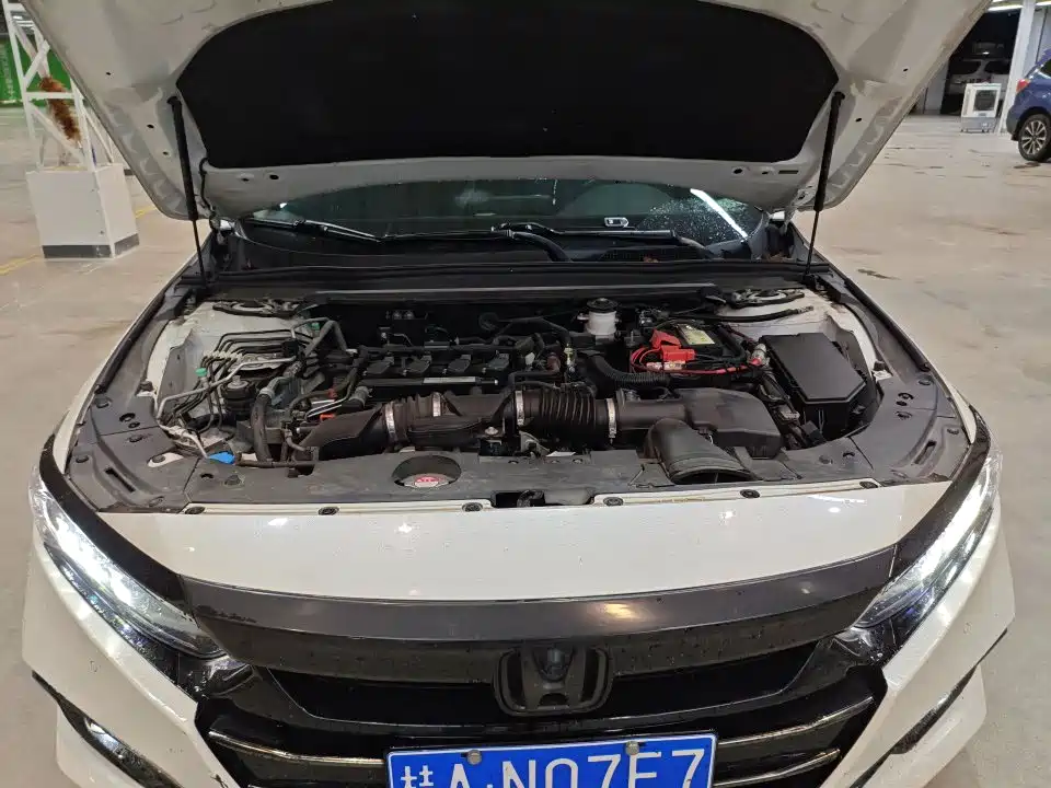 Honda Accord — миниатюра 10