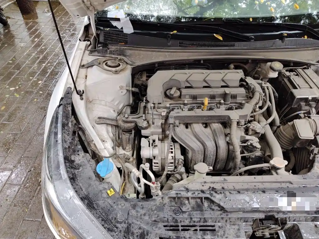 Hyundai Elantra — миниатюра 23