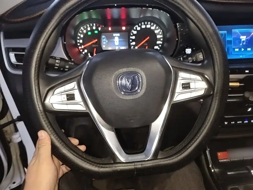 Changan CS35PLUS — миниатюра 11