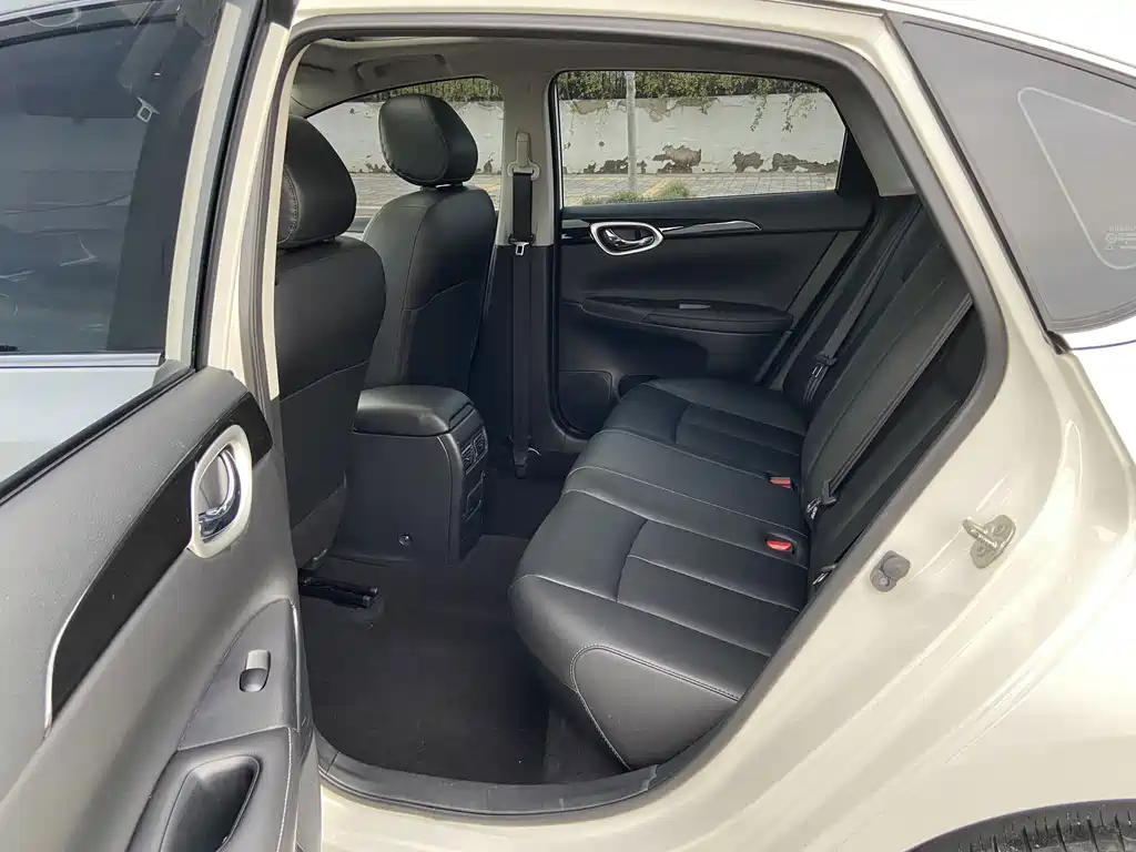 Nissan Sylphy — миниатюра 9