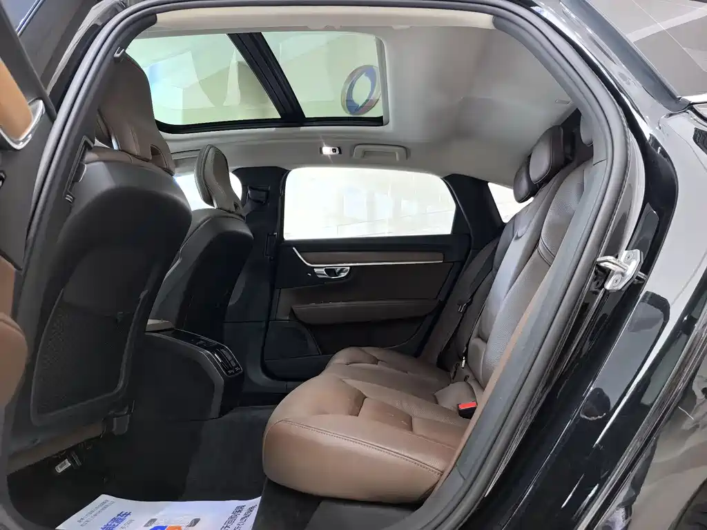 Volvo S90 2020 T5 Luxury