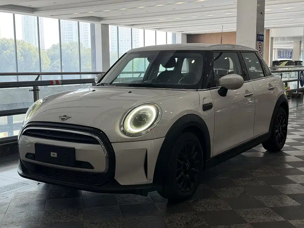 Mini Mini 2023