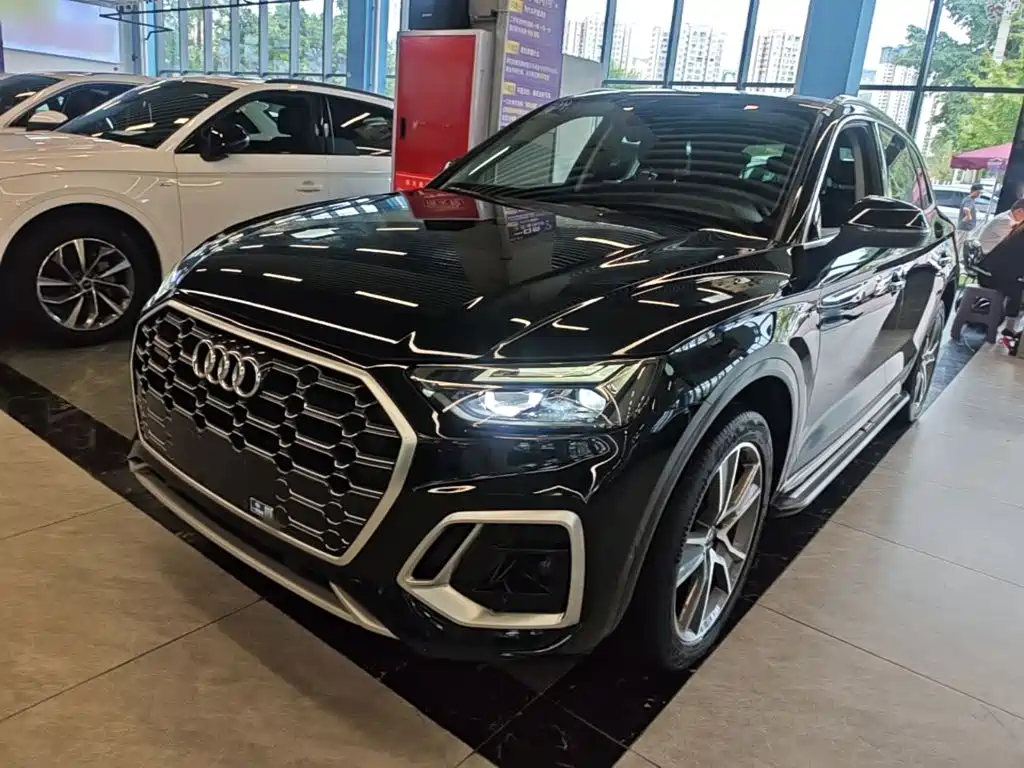奥迪Q5L 2022款 45T 豪华动感型 2022
