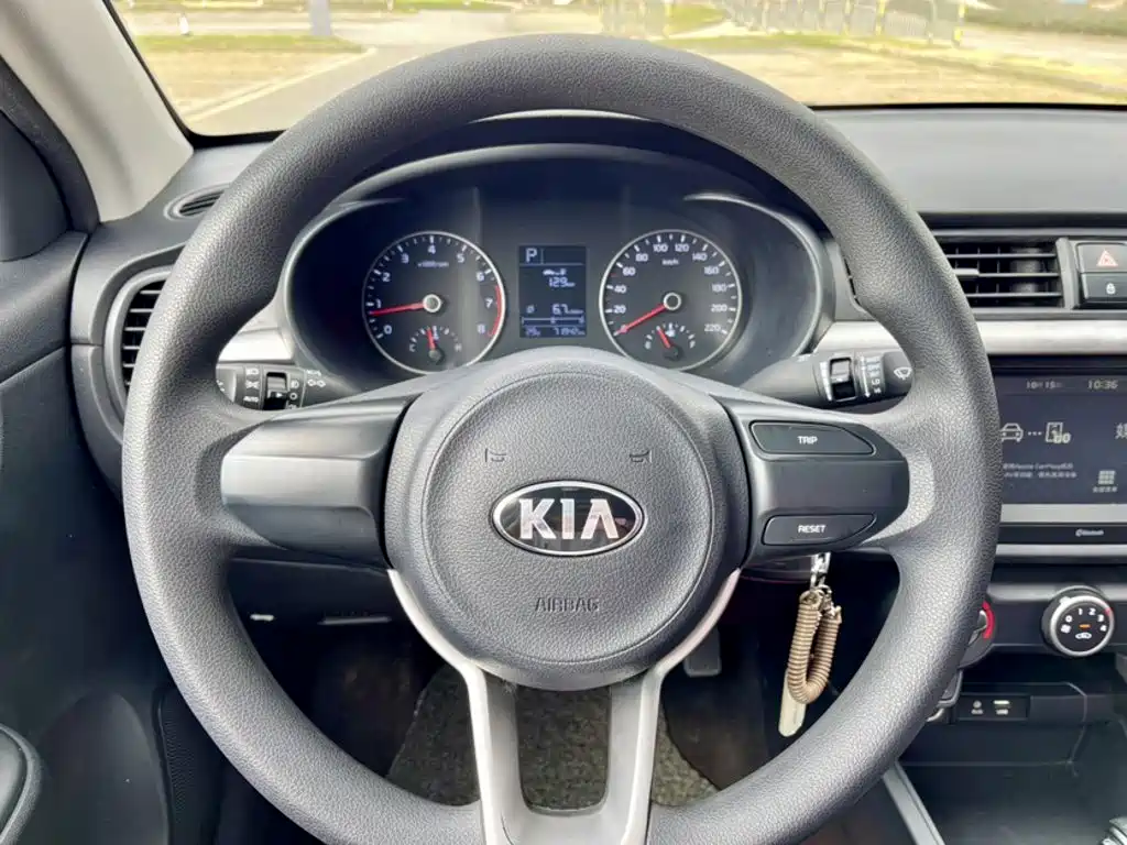 Kia K2 — миниатюра 9