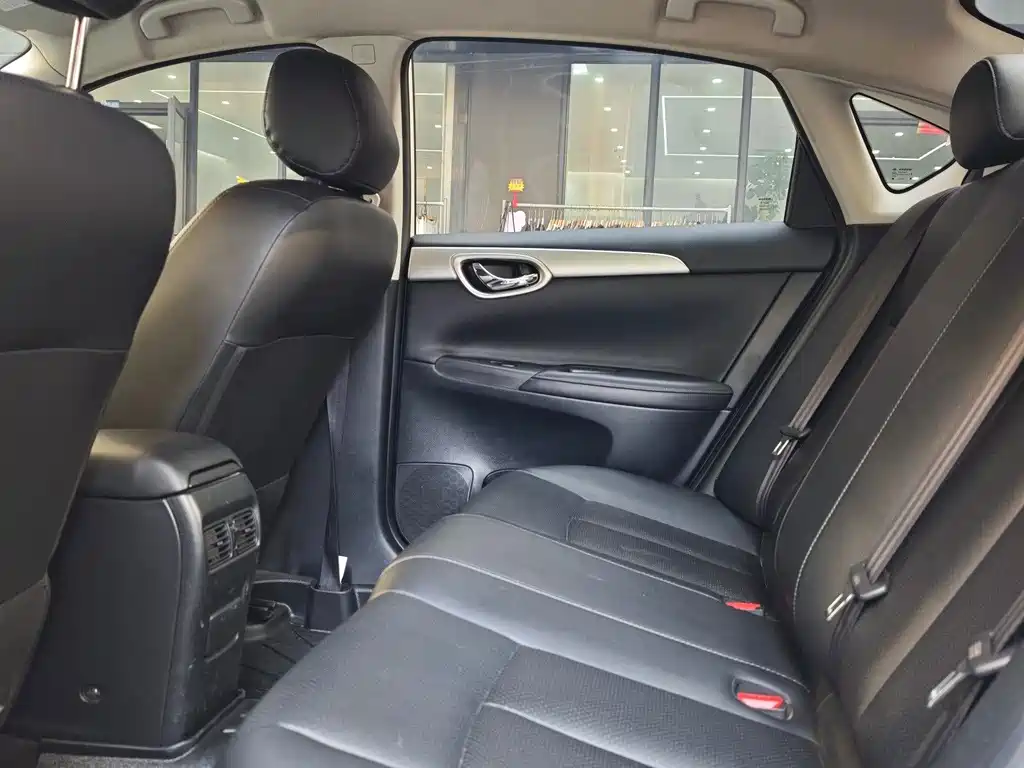 Nissan Sylphy — миниатюра 6