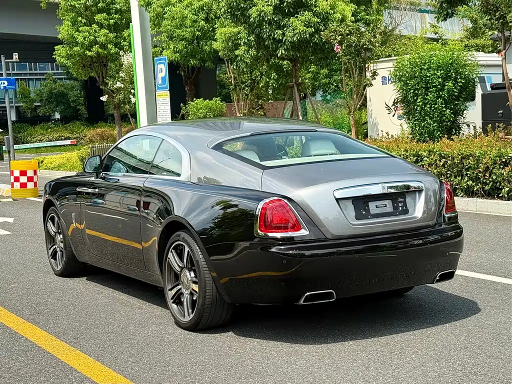 Rolls-Royce Wraith — миниатюра 5
