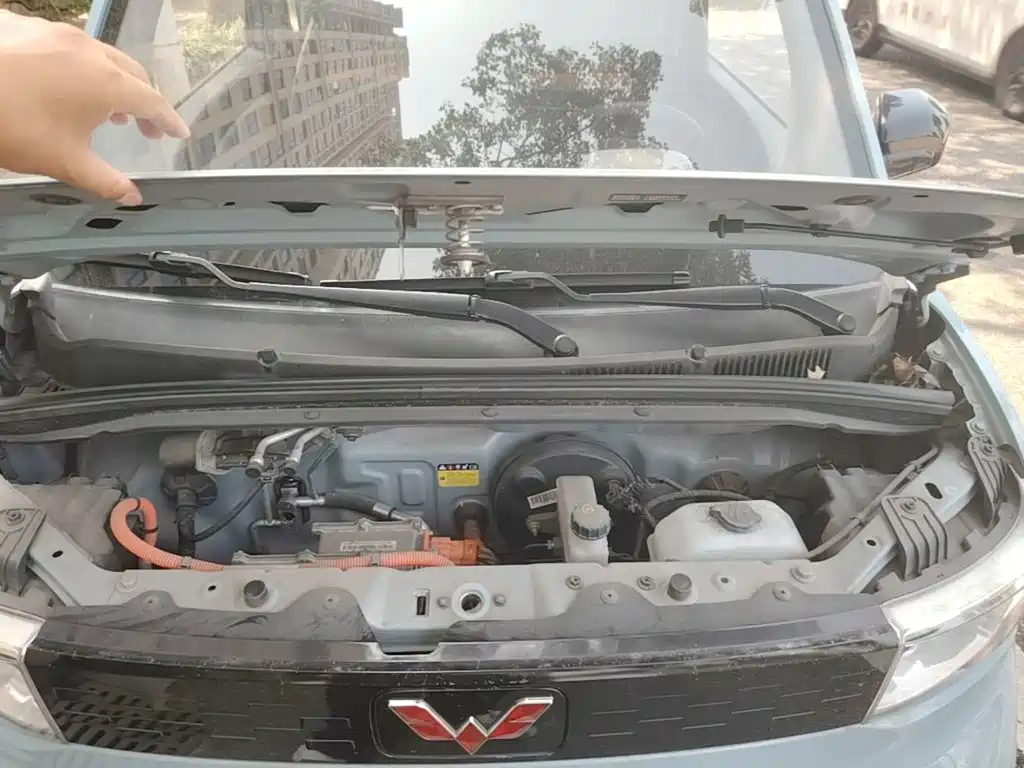 Wuling MINIEV — миниатюра 20