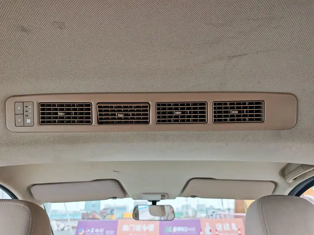 Wuling Hongguang — миниатюра 15