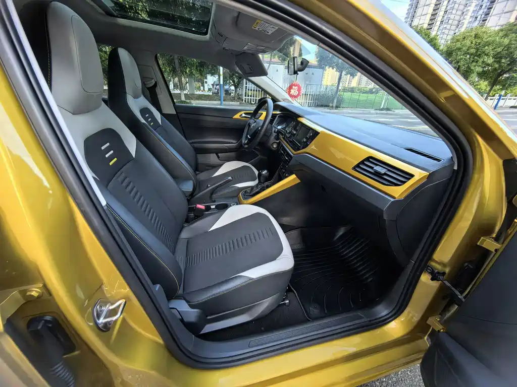 Volkswagen Polo — миниатюра 12