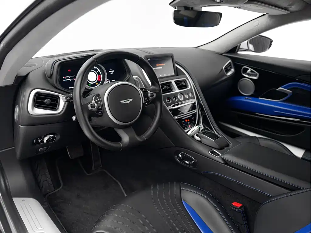 Aston Martin DB11 — миниатюра 9