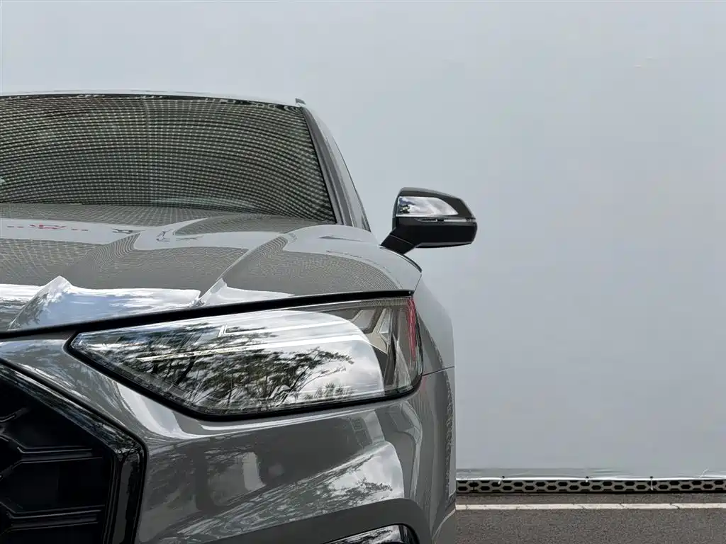 Audi Q5L 2025 45 40 TFSI Luxury