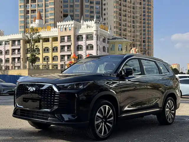 2025 Chery Tiggo 8