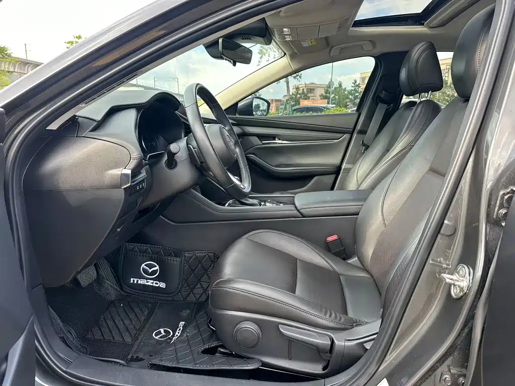 Mazda 3 Axela — миниатюра 7