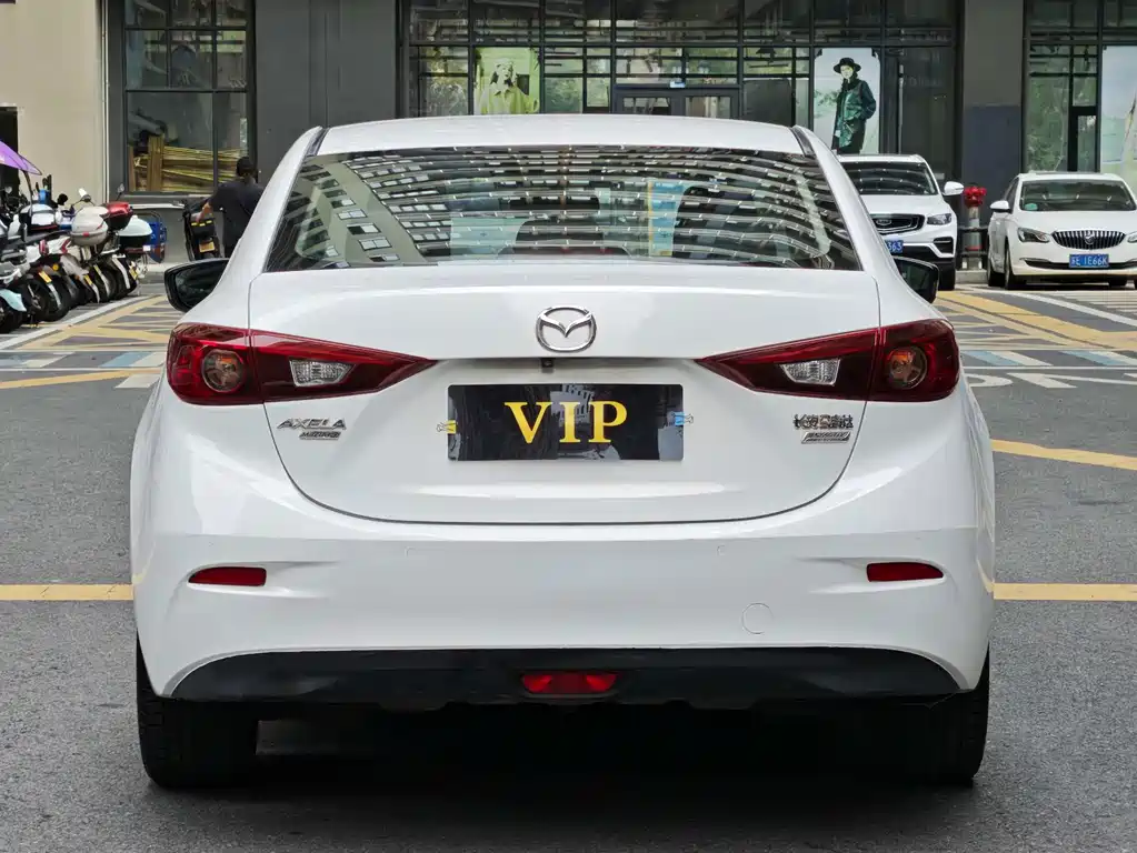 Mazda 3 Axela — миниатюра 3