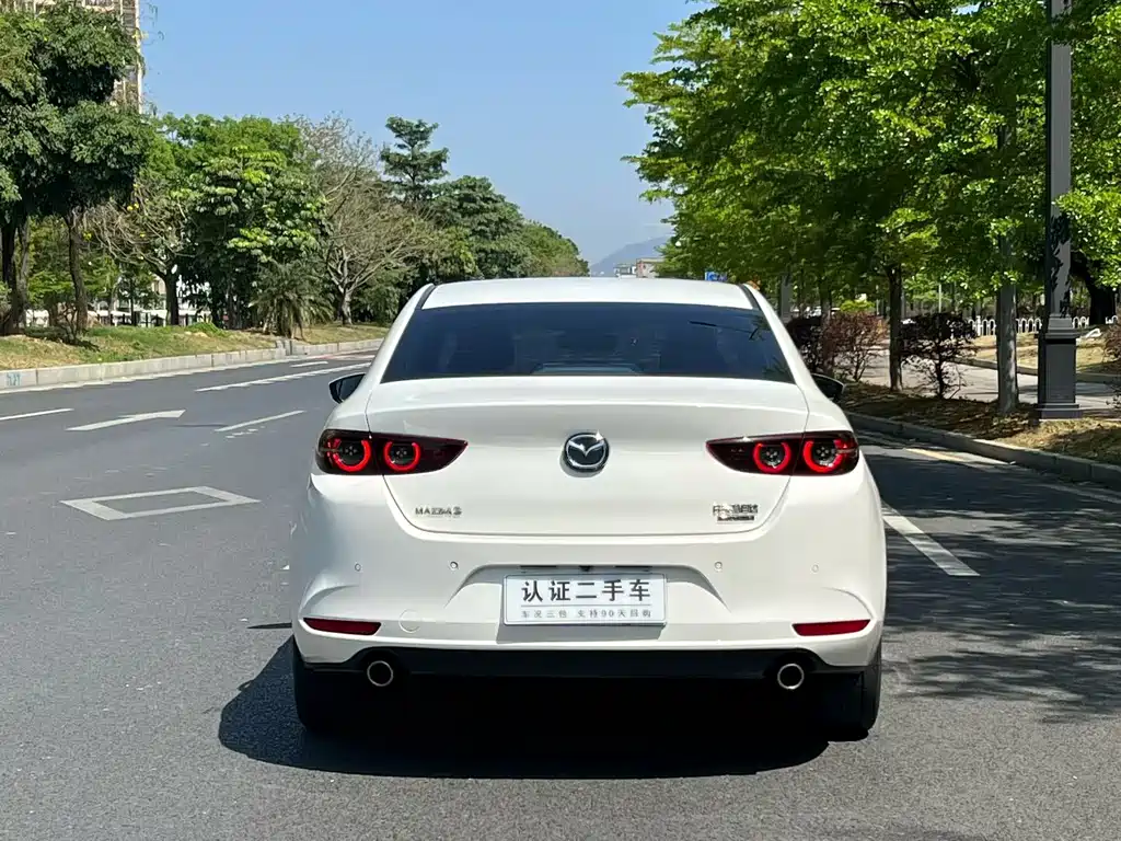 MAZDA 3 ANGKESAILA